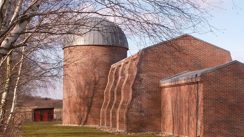 Stenmuseum og observatorium ved Folkeuniversitetcentret Skærum Mølle